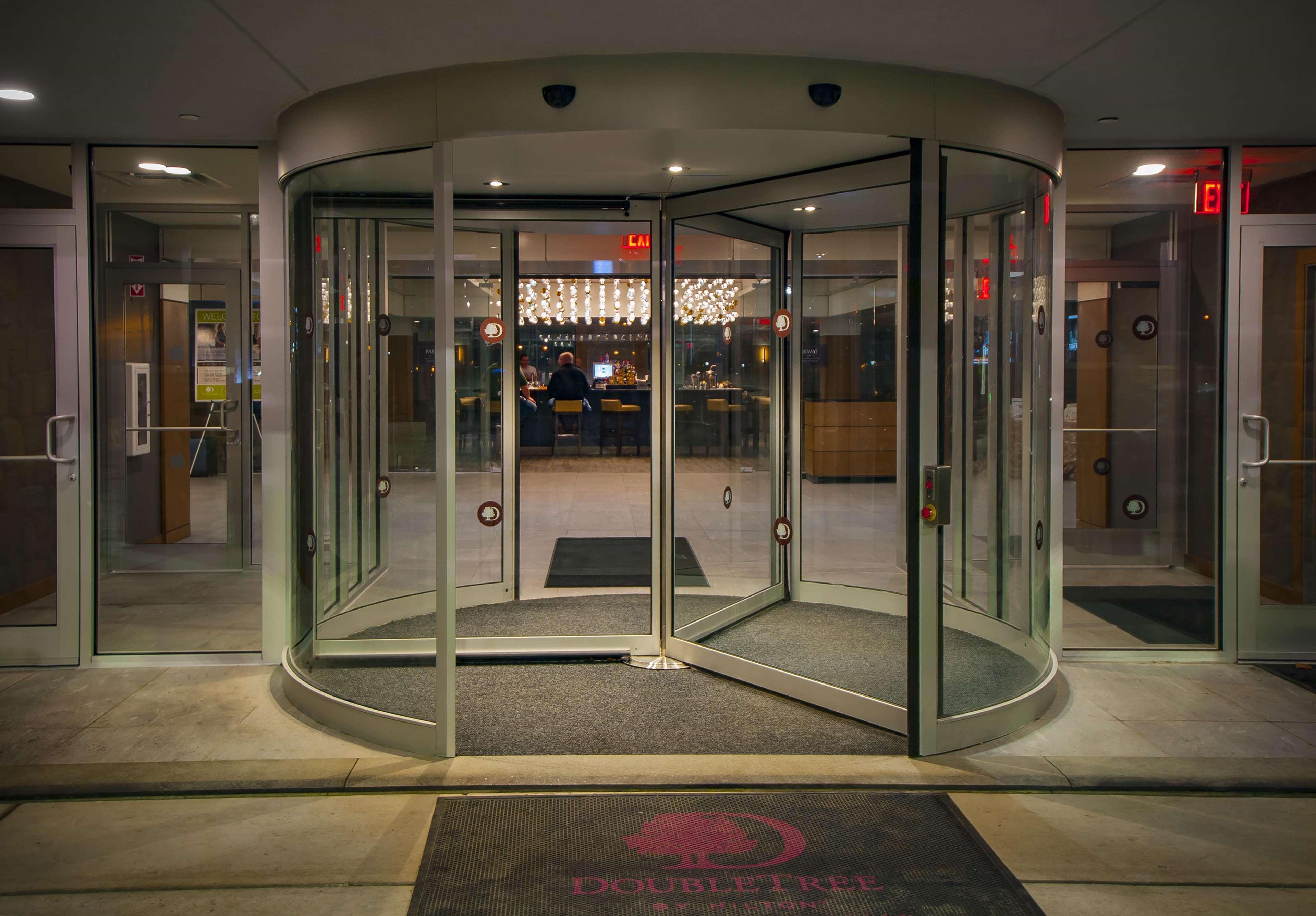 Doubletree By Hilton Hotel Niagara Falls New York Екстериор снимка