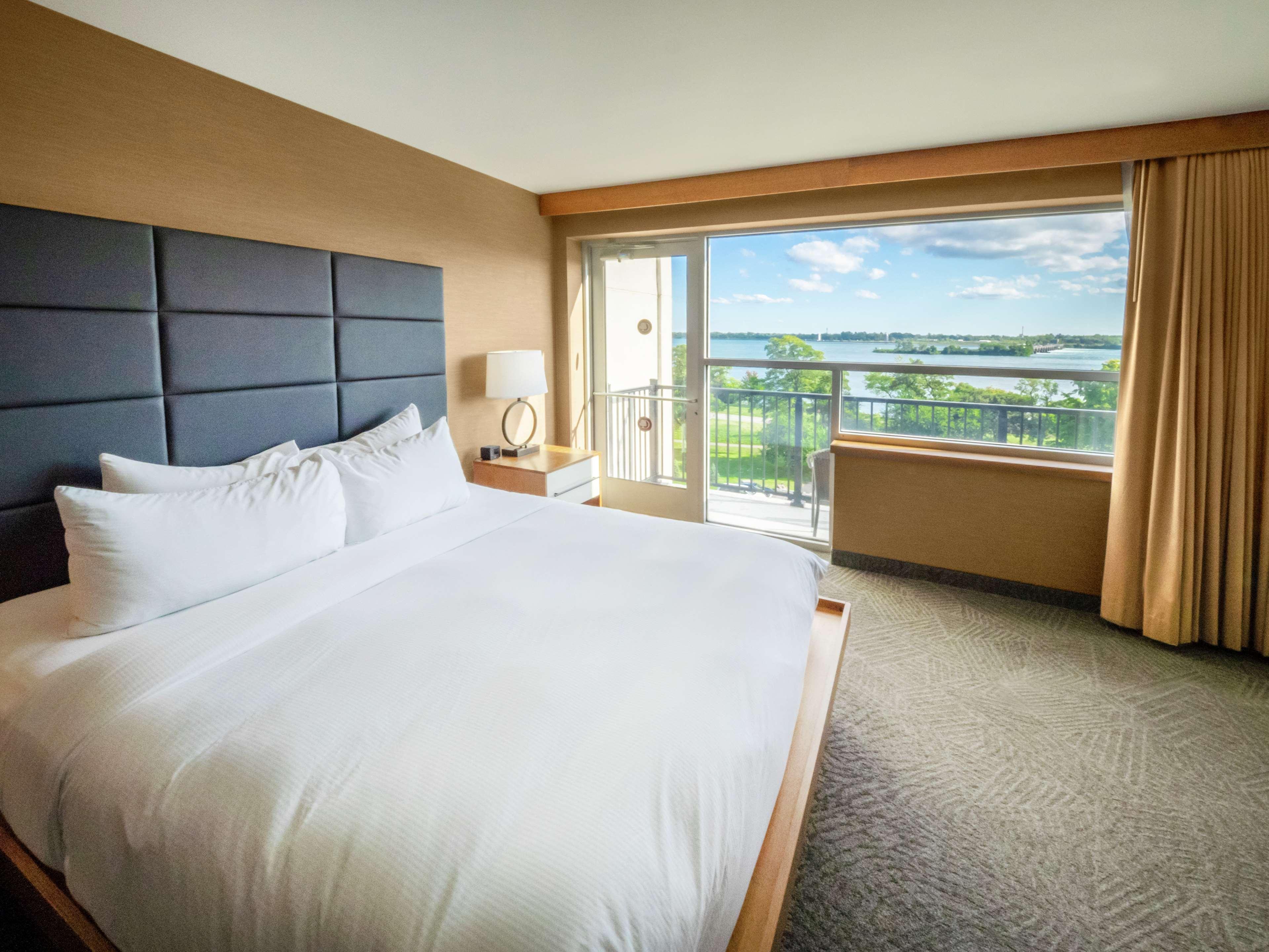 Doubletree By Hilton Hotel Niagara Falls New York Екстериор снимка