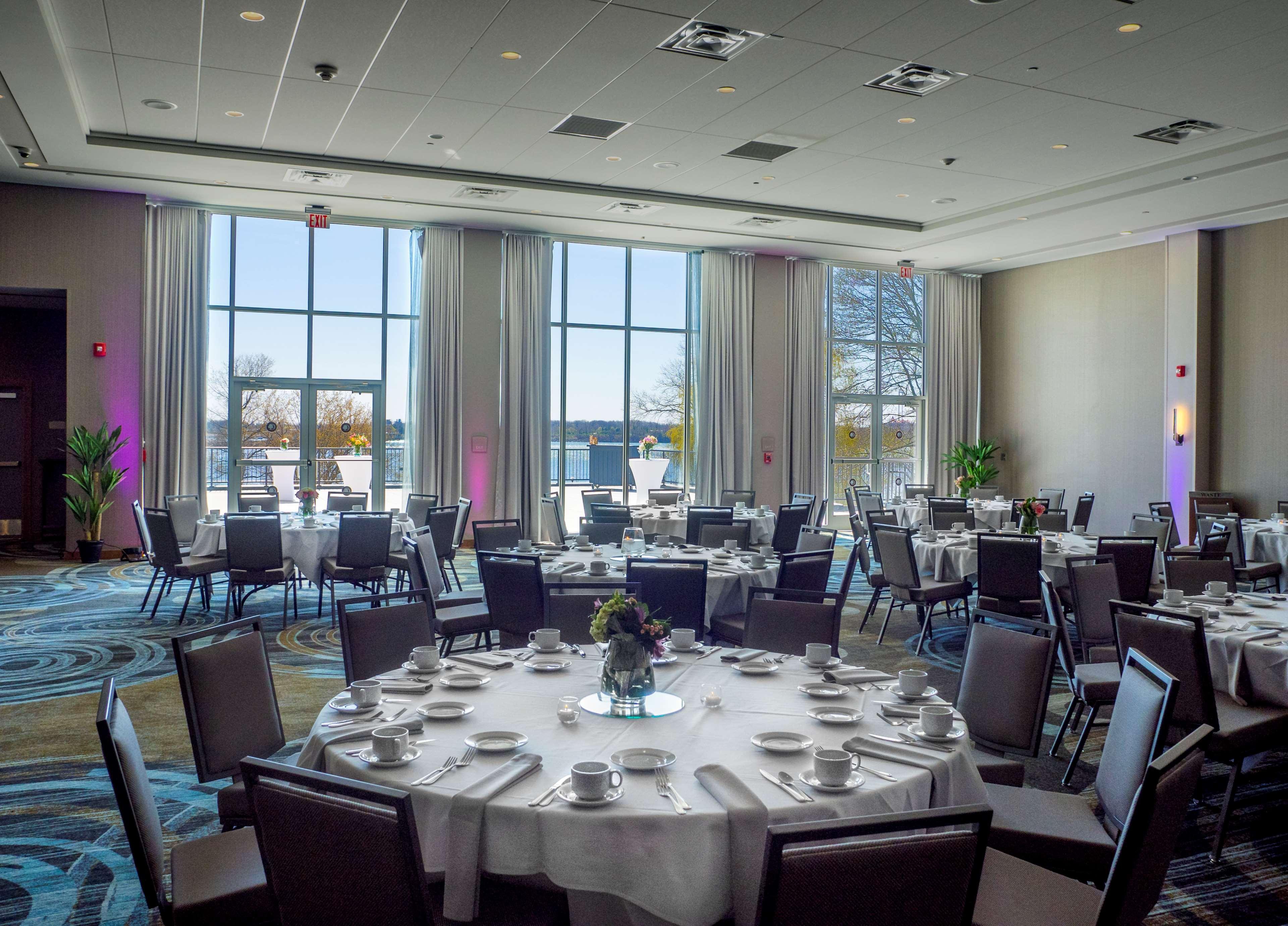 Doubletree By Hilton Hotel Niagara Falls New York Екстериор снимка