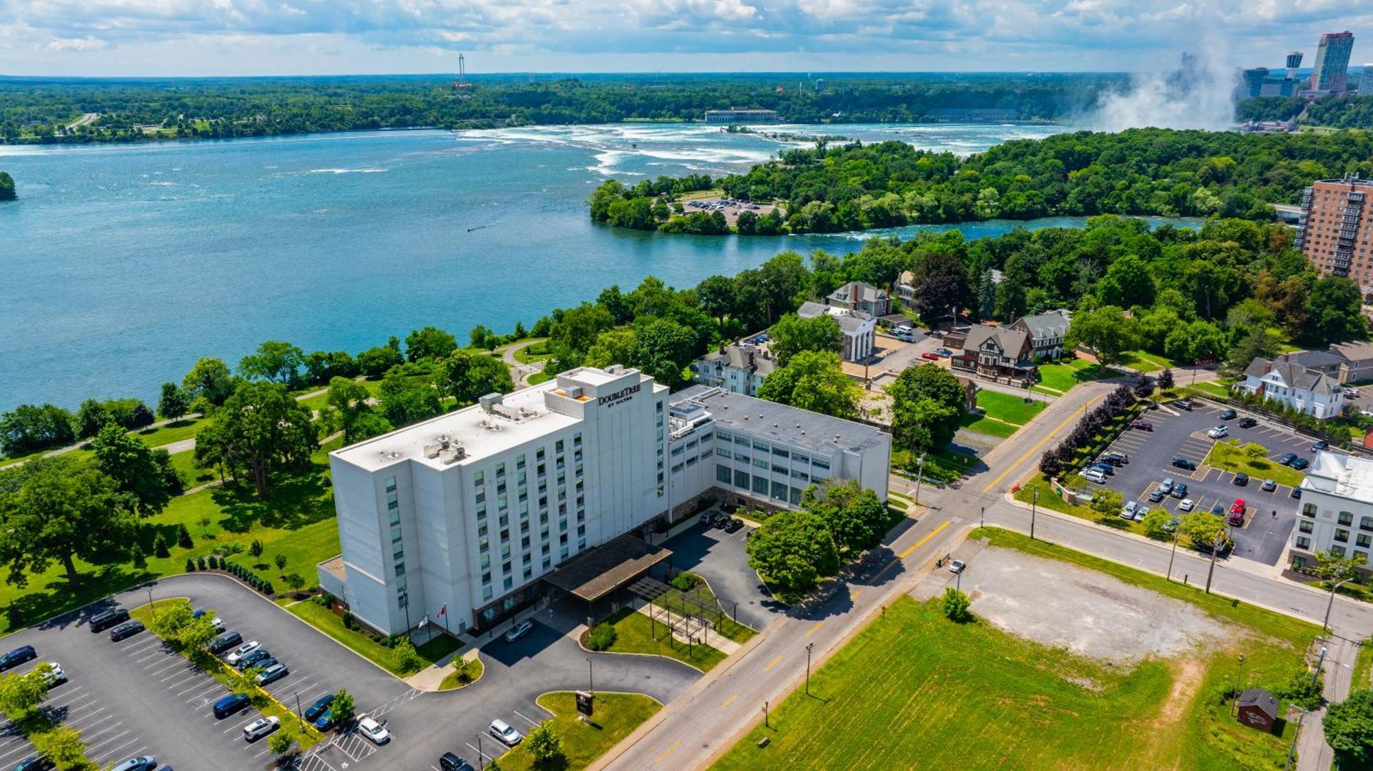 Doubletree By Hilton Hotel Niagara Falls New York Екстериор снимка